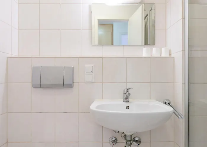 515, Seepark Apartment *