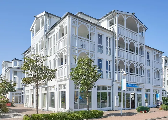 Apartment 515, Seepark *